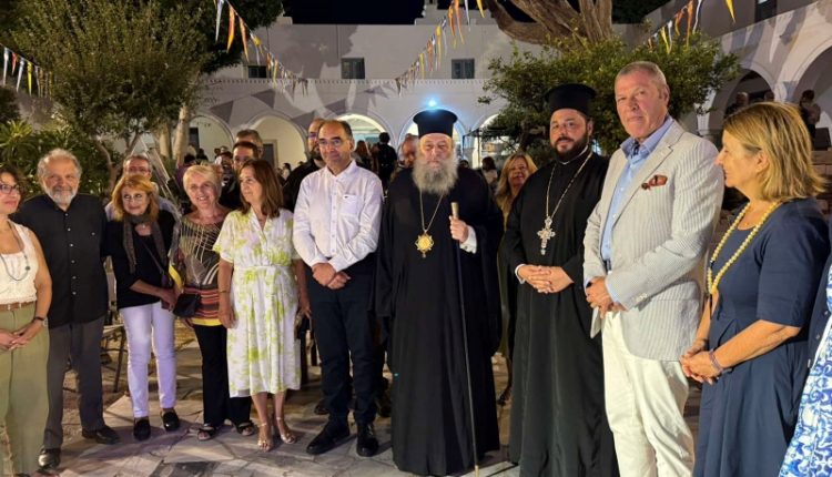 Εκδήλωση-Κλασικής-Μουσικής-στον-αύλειο-χώρο-του-Ιερού-Προσκυνήματος-Παναγίας-Εκατονταπυλιανής