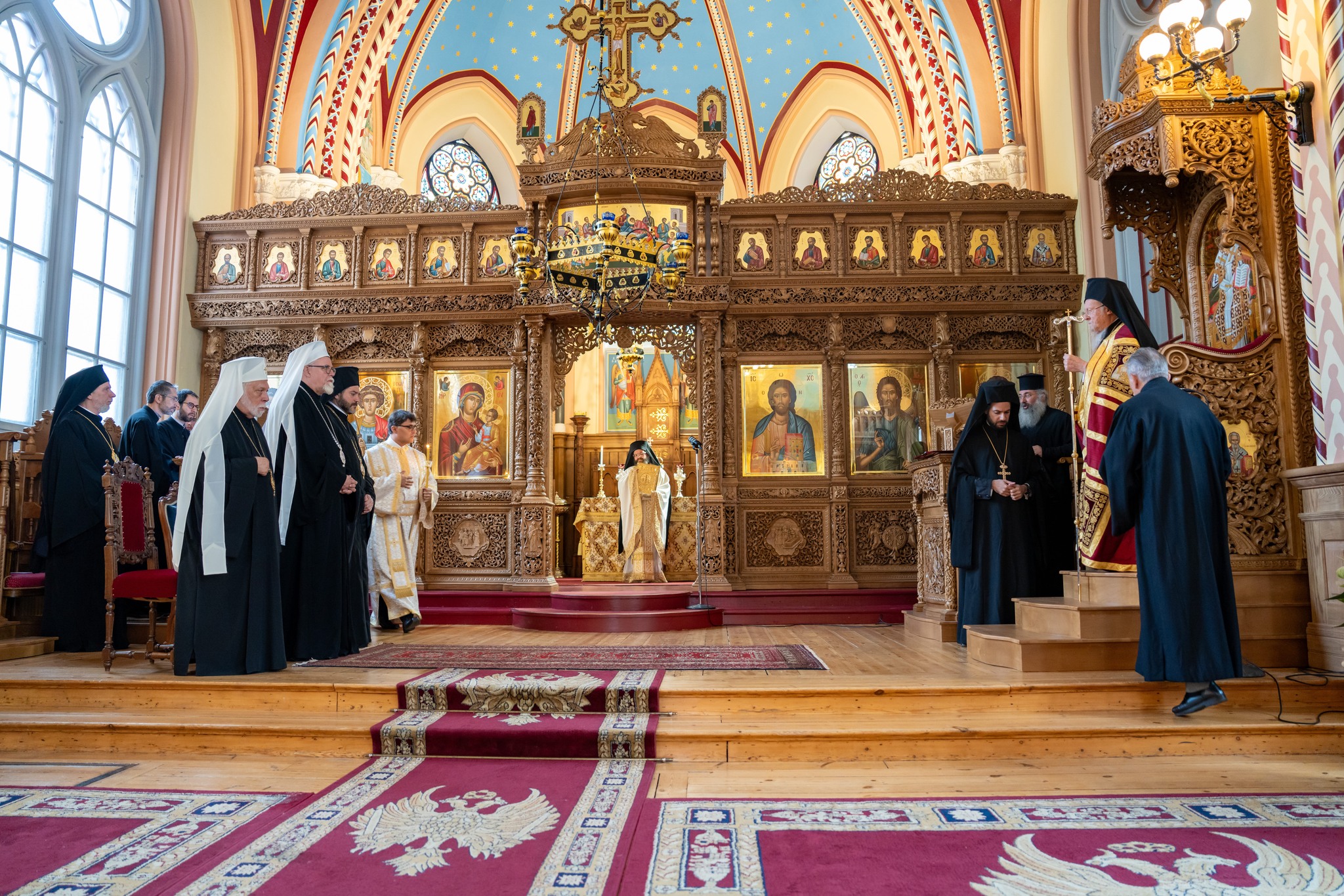 Ένα-τραγούδι-των-abba,-αφιερωμένο-στον-Οικουμενικό-Πατριάρχη