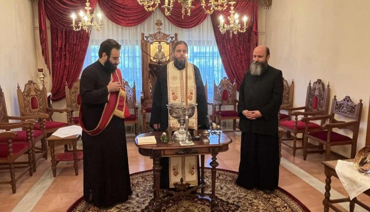 o-πρωτομηνιάτικος-Αγιασμός-στα-Γραφεία-της-Μητροπόλεως-Λευκάδος