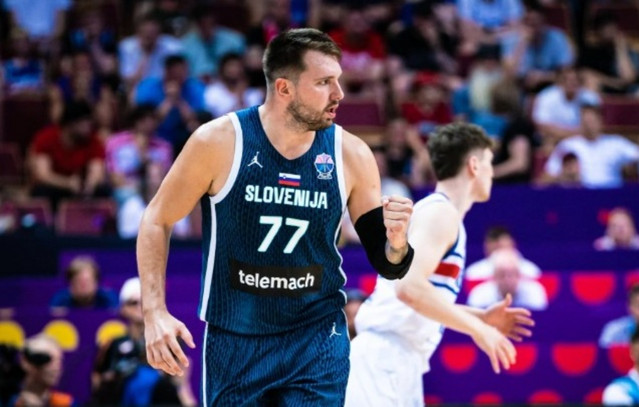eurobasket-2025:-Στους-«16»-η-Σλοβενία-μετά-τη-νίκη-επί-της-Ισλανδίας