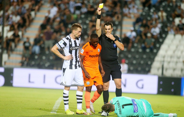 Λανουά:-Διπλό-λάθος-του-διαιτητή-Κατσικογιάννη-στο-ΠΑΟΚ-–-Ατρόμητος