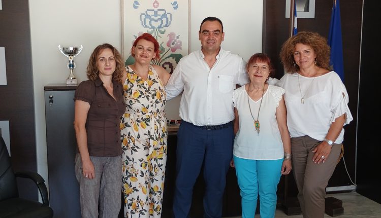 Η-παγκόσμια-προβολή-και-προώθηση-της-Υφαντικής-Τέχνης-του-ορθού-αργαλειού-του-Γερακίου-στο-επίκεντρο-της-Περιφέρειας-Πελοποννήσου-–-Περιφέρεια-Πελοποννήσου