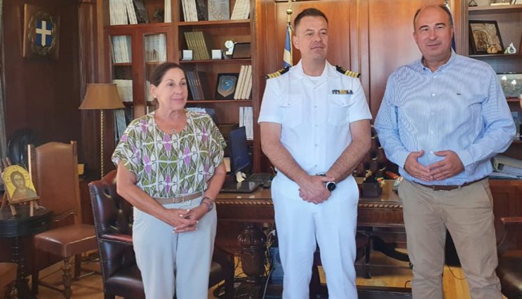 Εθιμοτυπική-επίσκεψη-του-νέου-Λιμενάρχη-Κορινθίας-στην-ΠΕ.-Κορινθίας-–-Περιφέρεια-Πελοποννήσου