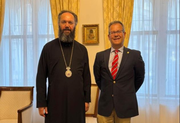 Συνάντηση-του-νέου-Προέδρου-του-Τμήματος-Θεολογίας-ΕΚΠΑ-με-τον-Μητροπολίτη-Αυστρίας-Αρσένιο