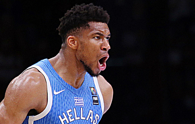 Η-«Μarca»-αποθεώνει-τον-Γιάννη-Αντετοκούνμπο:-«Η-ημέρα-του-θηρίου»