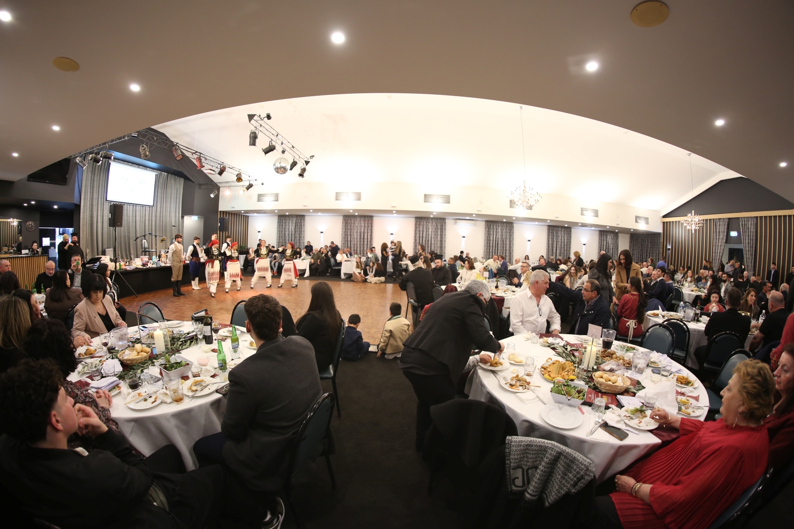 Ερανική-χοροεσπερίδα-της-Αρχιεπισκοπικής-ενορίας-της-του-Θεού-Σοφίας-στην-Αδελαΐδα