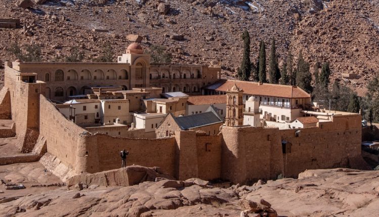 Κρίση-στη-Μονή-Σινά:-Από-τις-προσπάθειες-εκτόνωσης…-στην-επόμενη-ημέρα της-διαδοχής-του-Αρχιεπισκόπου-Δαμιανού