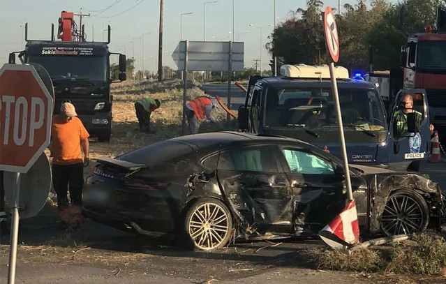 Τροχαίο-με-Πόρσε-στη-Θεσσαλονίκη:-«Δεν-χορηγήθηκε-στη-45χρονη-οδηγό-ηρεμιστικό-από-το-νοσοκομείο»