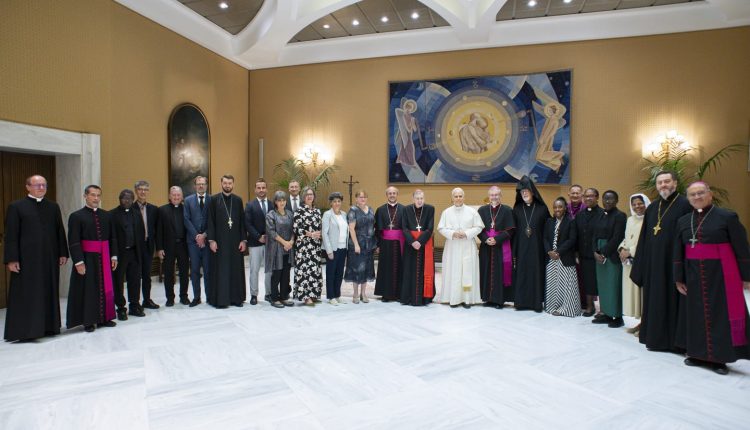 Ο-Αντιπρόεδρος-του-ΤΕΕΣ-συμμετείχε-σε-συνάντηση-με-τον-Πάπα-Λέοντα-ΙΔ’