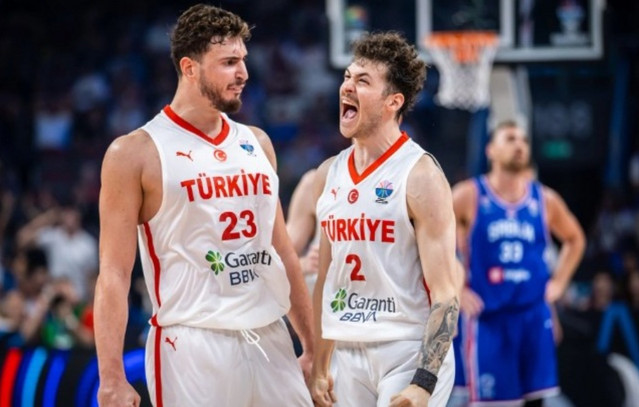 Οι-αθλητικές-μεταδόσεις-της-ημέρας:-Αρχίζουν-τα-νοκ-άουτ-παιχνίδια-του-eurobasket-2025