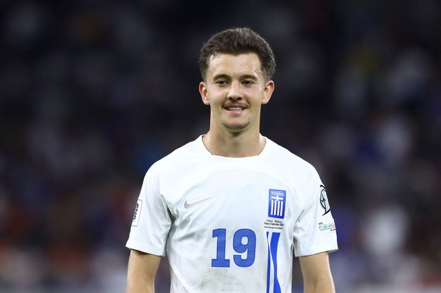 Η-uefa-αποθεώνει-τον-Καρέτσα-–-«Είναι-μόλις-17»