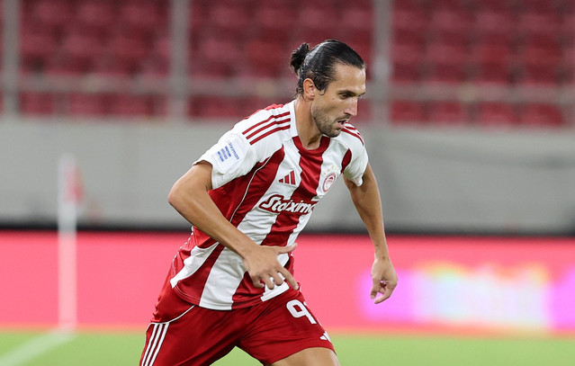 Ολυμπιακός:-Για-Γιαζίτζι-και-Μπεσίκτας-γράφουν-οι-Τούρκοι