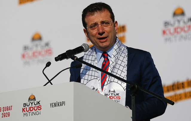 Συνάντηση-Ελλήνων-και-Τούρκων-αυτοδιοικητικών-στα-πλαίσια-του-1ου-Διεθνούς-Φεστιβάλ-Ειρήνης-Λέσβου-–-Το-μήνυμα-Ιμάμογλου-από-τη-φυλακή