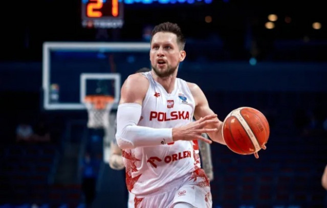 eurobasket-2025:-Η-Πολωνία-πέρασε-στους-«8»-και-παίζει-με-την-Τουρκία