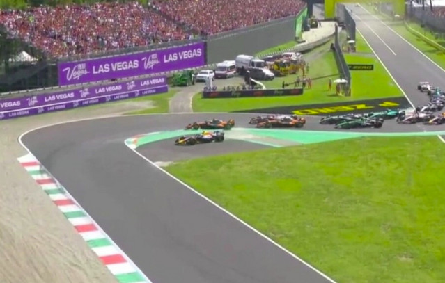 «Τι-κάνει-ο-ηλίθιος;»-–-Νεύρα-Νόρις-με-Φερστάπεν-στο-γκραν-πρι-της-formula-1-στη-Μόντσα