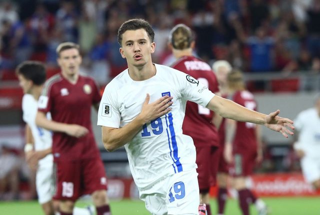 mπήκαμε-στα-αποδυτήρια-της-Εθνικής-και-κάναμε-5-ερωτήσεις-στους-διεθνείς-μας:-Ποιος-είναι-τελικά-ο-«influencer»-αυτής-της-ομάδας;