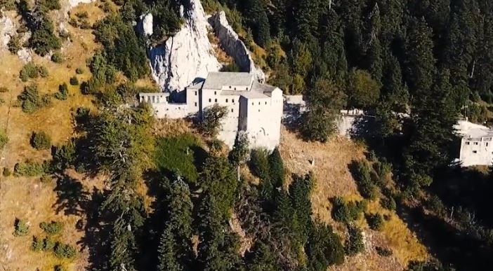 Παναγία-Πελεκητή:-“Η-βασίλισσα-των-Αγράφων”-(ΒΙΝΤΕΟ)