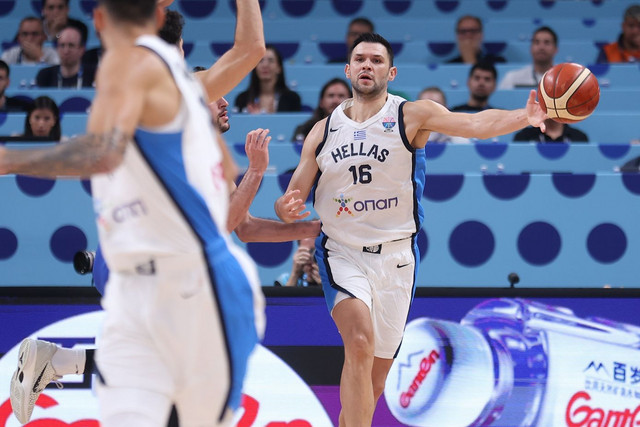 eurobasket-2025:-Ο-Παπανικολάου-ξεπέρασε-τον-Γκάλη-σε-συμμετοχές-με-τη-φανέλα-της-Εθνικής