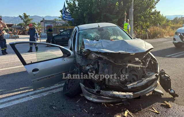 Θανατηφόρο-τροχαίο-στη-Φθιώτιδα-–-Αυτοκίνητο-συγκρούστηκε-με-νταλίκα