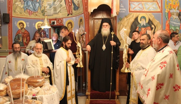 Άρτης-Καλλίνικος:-“Με-θυμίαμα-καρδιάς-και-φως-ψυχής,-υποδεχόμαστε-την-Θεοτόκο”