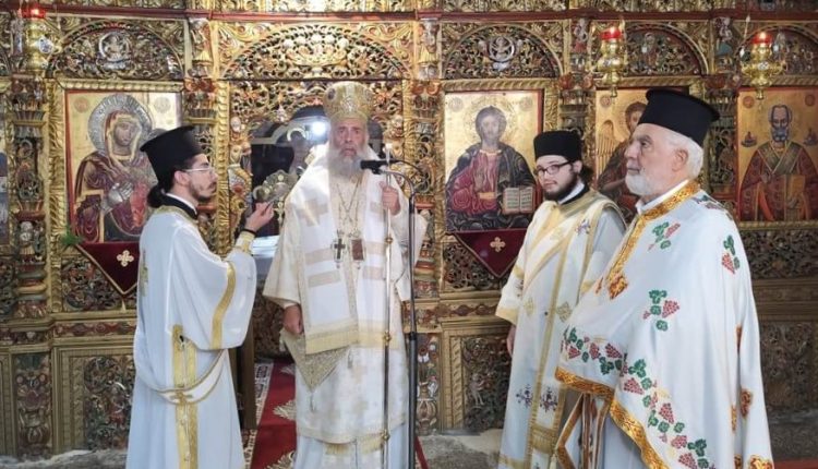 Θεσσαλιώτιδος-Τιμόθεος:-Να-σταυρώνουμε-τις-αμαρτίες-μας-και-να-ζούμε-με-την-παρουσία-του-Θεού