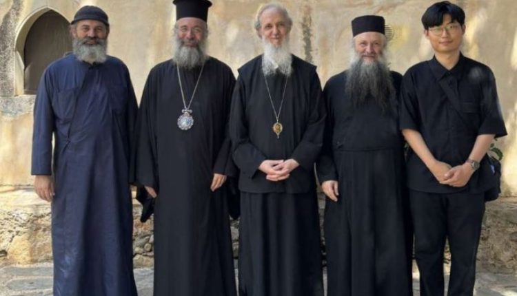 Ο-Μητροπολίτης-Κορέας-Αμβρόσιος-στην-Ιερά-Μητρόπολη-Ρεθύμνης-και-Αυλοποτάμου