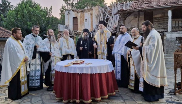 Εσπερινός-Εορτής-Γενεθλίου-Θεοτόκου-στην-Ιερά-Μονή-Ορφανού-Οιχαλίας