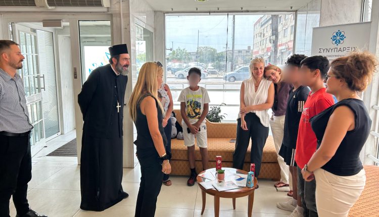 Επίσκεψη-της-Υφυπουργού-Μετανάστευσης-και-Ασύλου-στο-Παράρτημα-της-«Συνύπαρξις»-στη-Θεσσαλονίκη