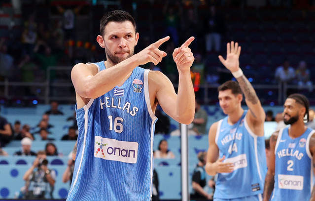 Υπερασπίστηκε-την-Εθνική-ποδοσφαίρου-ο-Παπανικολάου:-Να-αλλάξουμε-τσιπάκι-σαν-λαός,-όχι-στην-τοξικότητα