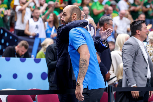 eurobasket:-Στα-ημιτελικά-μετά-από-16-χρόνια-η-Εθνική-–-Η-αύρα-του-Σπανούλη-και-το-«άλλο-ένα»-του-Αντετοκούνμπο