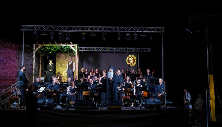 Μητρόπολη-Σταγών-και-Μετεώρων:-«Ψίθυροι-της-πόλης-στη-σκάλα-του-ουρανού»