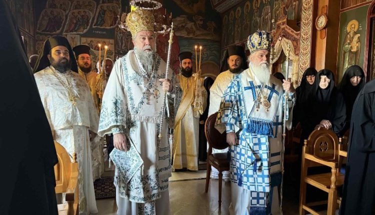 Δισαρχιερατική-Θεία-Λειτουργία-στην-Ιερά-Μονή-Οσίου-Παταπίου-Λουτρακίου