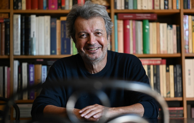 Πέτρος-Τατσόπουλος-για-τον-χειρουργό-με-το-«φακελάκι»:-Μου-έσωσε-τη-ζωή,-γηράσκω-αεί-διδασκόμενος