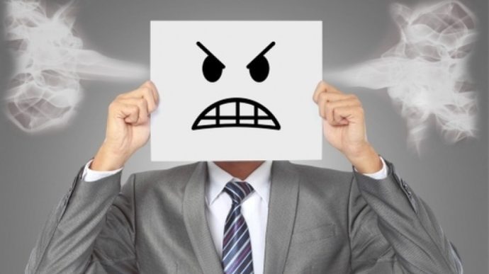 Θυμωμένοι-άνθρωποι-–-Του-Πρωτοπρεσβύτερου-Θεμιστοκλή-Μουρτζανού