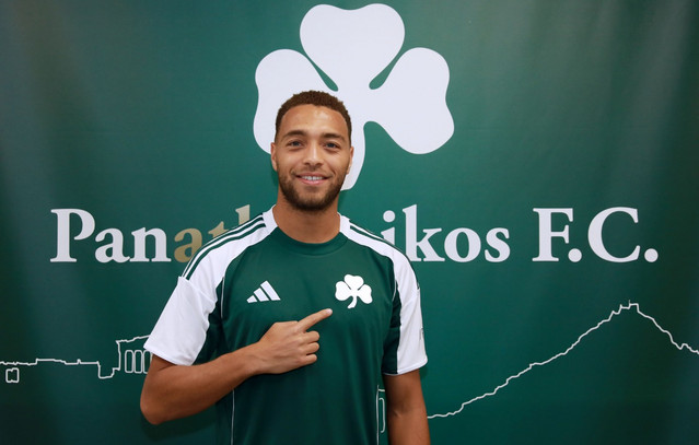 Βασικός-ο-Ντέσερς-στον-Παναθηναϊκό-–-Έκπληκτοι-με-Ρενάτο-Σάντσες