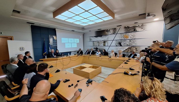 Υπογραφή-νέων-προγραμματικών-για-τις-ανασκαφές-σε-Τενέα-και-Λουτράκι-από-την-Υπουργό-Λίνα-Μενδώνη-και-τον-Περιφερειάρχη-Δημήτρη-Πτωχό-–-Περιφέρεια-Πελοποννήσου