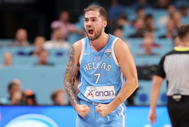 mαρία-Χατζηπαρασίδου:-Ποια-είναι-η-σύντροφος-του-Βασίλη-Τολιόπουλου-και-γιατί-την-αποκαλούν-«βασίλισσα-του-Βορρά;»