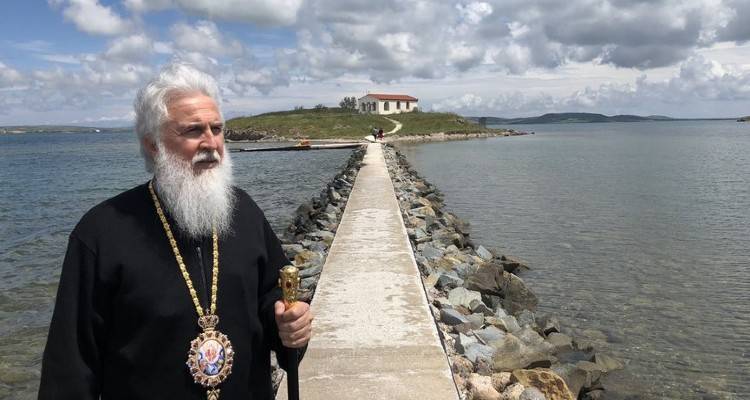 Μητροπολίτης-Λήμνου-προς-μαθητές:-Να-κρατάτε-πάντα-ανοιχτή-την-καρδιά-σας-στον-Θεό