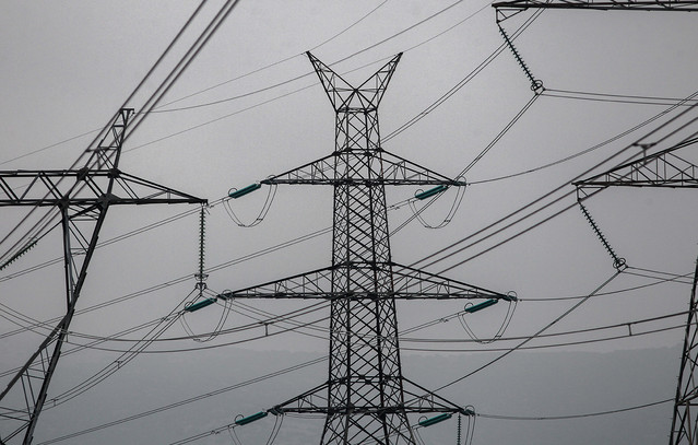 Νέα-απάτη-με-δήθεν-υπαλλήλους-ΔΕΔΔΗΕ-–-Τι-πρέπει-να-προσέξετε