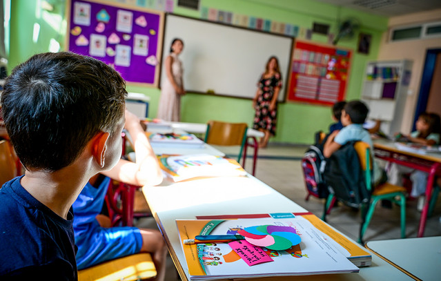 Σχολικά-είδη-σε-1.500-μαθητές-ευάλωτων-οικογενειών-από-τον-δήμο-Αθηναίων