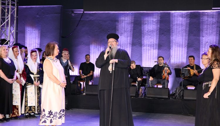 Η-θεματική-παράσταση-του-Λυκείου-Ελληνίδων-«Έλα-Παναγιά-μου-σώσε,-νουν-και-λογισμόν-μου-δώσε»