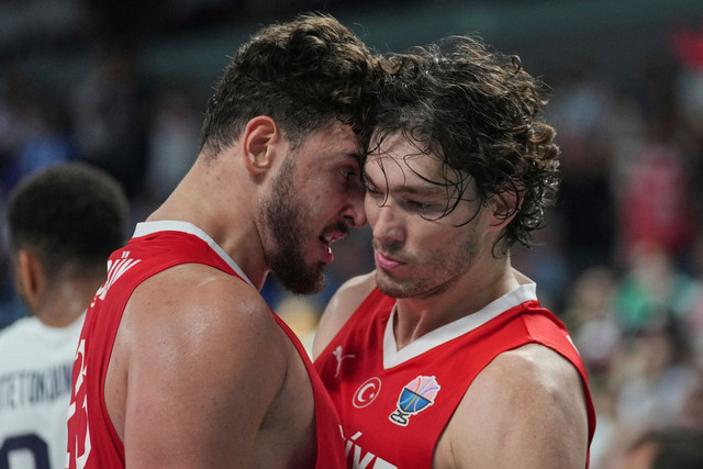 «tους-ρίξαμε-οθωμανική-σφαλιάρα»:-Ιαχές-θριάμβου-με-άρωμα-εθνικισμού-στον-τουρκικό-Τύπο,-για-τη-νίκη-στον-ημιτελικό