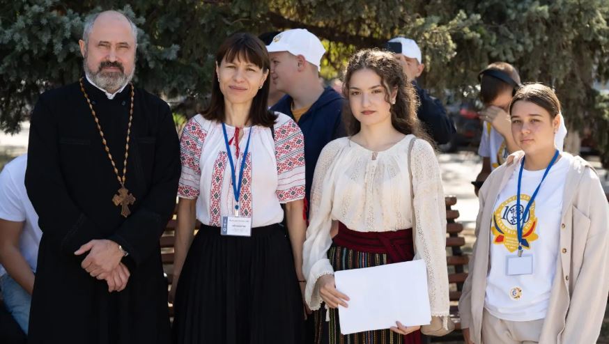 Πάνω-από-235-νέοι-από-τη-Δημοκρατία-της-Μολδαβίας-και-τη-Ρουμανία-έμαθαν-για-το-χριστιανικό-μοντέλο-υγιών-σχέσεων