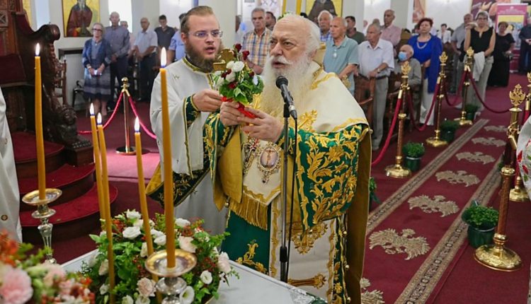 Η-εορτή-της-Υψώσεως-του-Τιμίου-Σταυρού-στον-Ι.-Ναό-Αγίου-Λουκά-στην-Μονή-Δοβρά