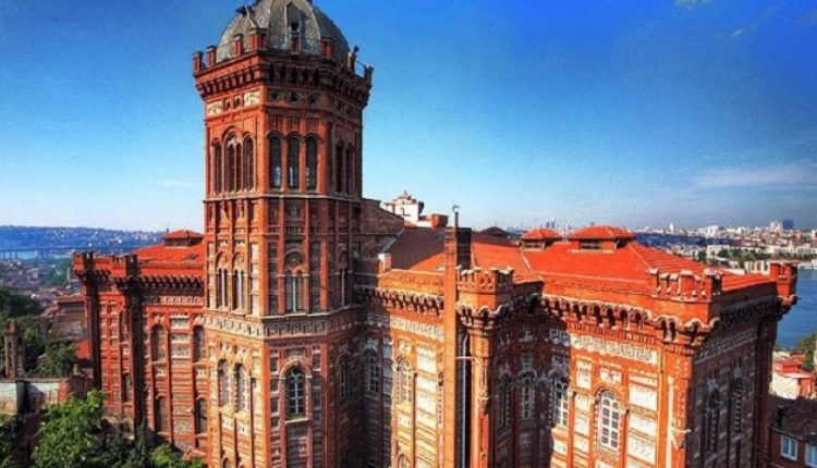 Για-πρώτη-φορά-χωρίς-μαθητή-η-Α’-Γυμνασίου-της-Πατριαρχικής-Μεγάλης-του-Γένους-Σχολή