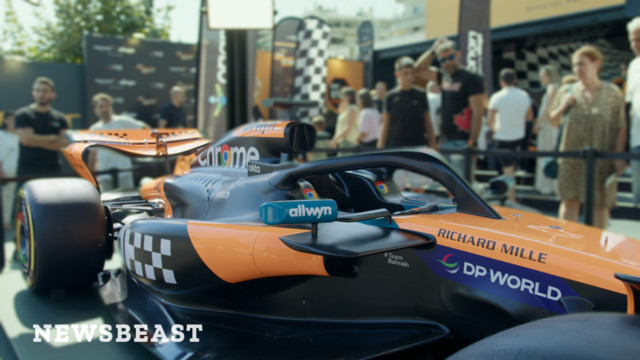 Το-showcar-της-mclaren-f1-team-στη-ΔΕΘ:-Το-περίπτερο-του-ΟΠΑΠ-έκλεψε-την-παράσταση