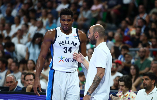 Αντετοκούνμπο-για-Σπανούλη:-Όσο-είναι-στην-Εθνική-Ελλάδας-θα-είμαι-και-εγώ