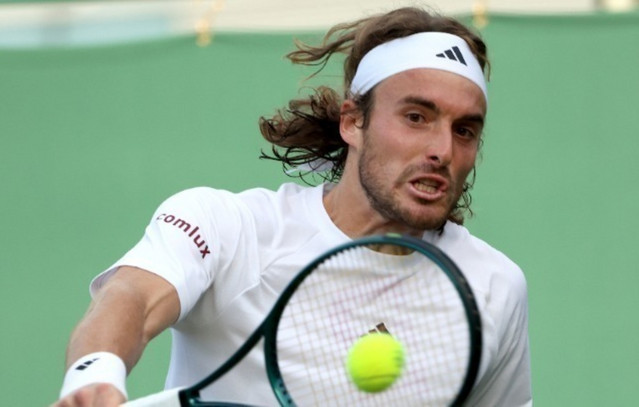 davis-cup:-Έχασε-ο-Τσιτσιπάς,-αποκλείστηκε-η-Ελλάδα