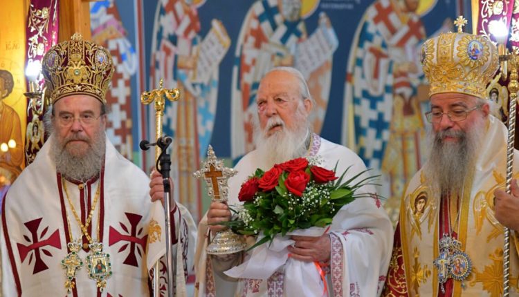 Δισαρχιερατική-Θεία-Λειτουργία-της-Υψώσεως-του-Τιμίου-Σταυρού-στον-Άνω-Σταυρό-Θεσσαλονίκης