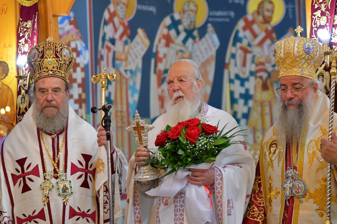 Δισαρχιερατική-Θεία-Λειτουργία-της-Υψώσεως-του-Τιμίου-Σταυρού-στον-Άνω-Σταυρό-Θεσσαλονίκης
